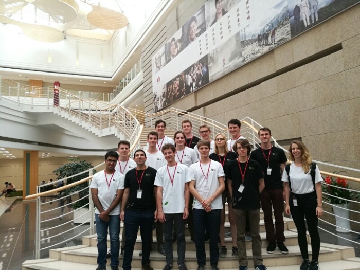 Astronomy bachelor´s students join Huawei programme in China